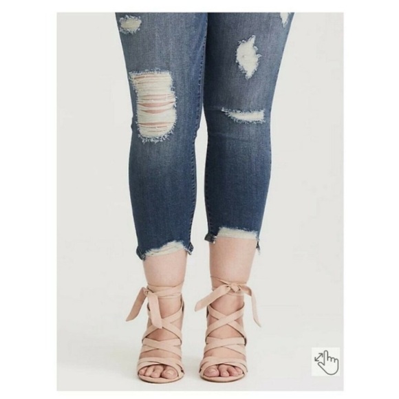 Torrid Jeans Ankle Skinny Destruction Size 18 Distressed EUC 0411 - Picture 3 of 13